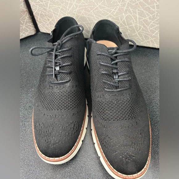 Men’s black dress shoes white sole - Picture 1 of 5